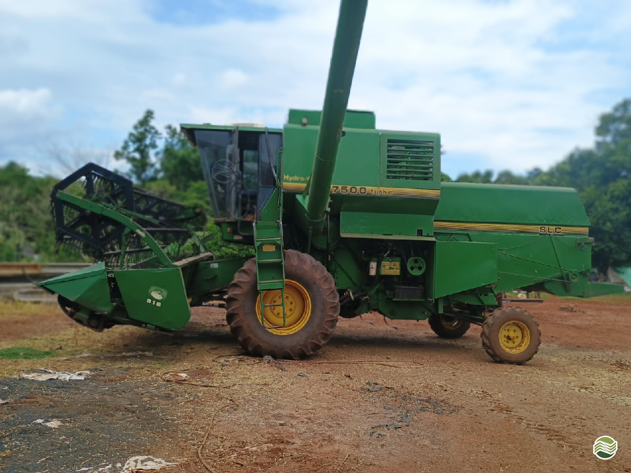COLHEITADEIRA SLC SLC 7500 Pessette Máquinas Agrícolas CHOPINZINHO PARANÁ PR